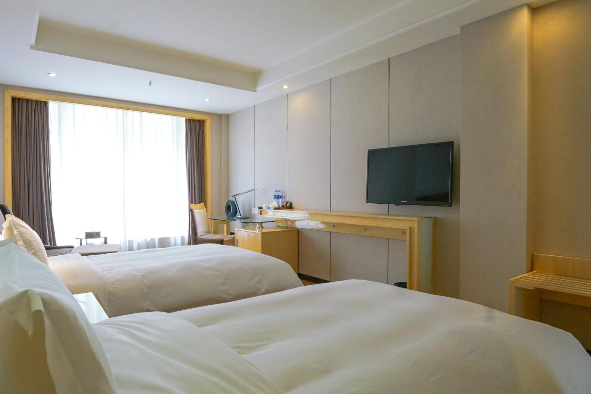 Paco Hotel Ouzhuang Metro Guangzhou-Free Shuttle To Canton Fair Екстериор снимка