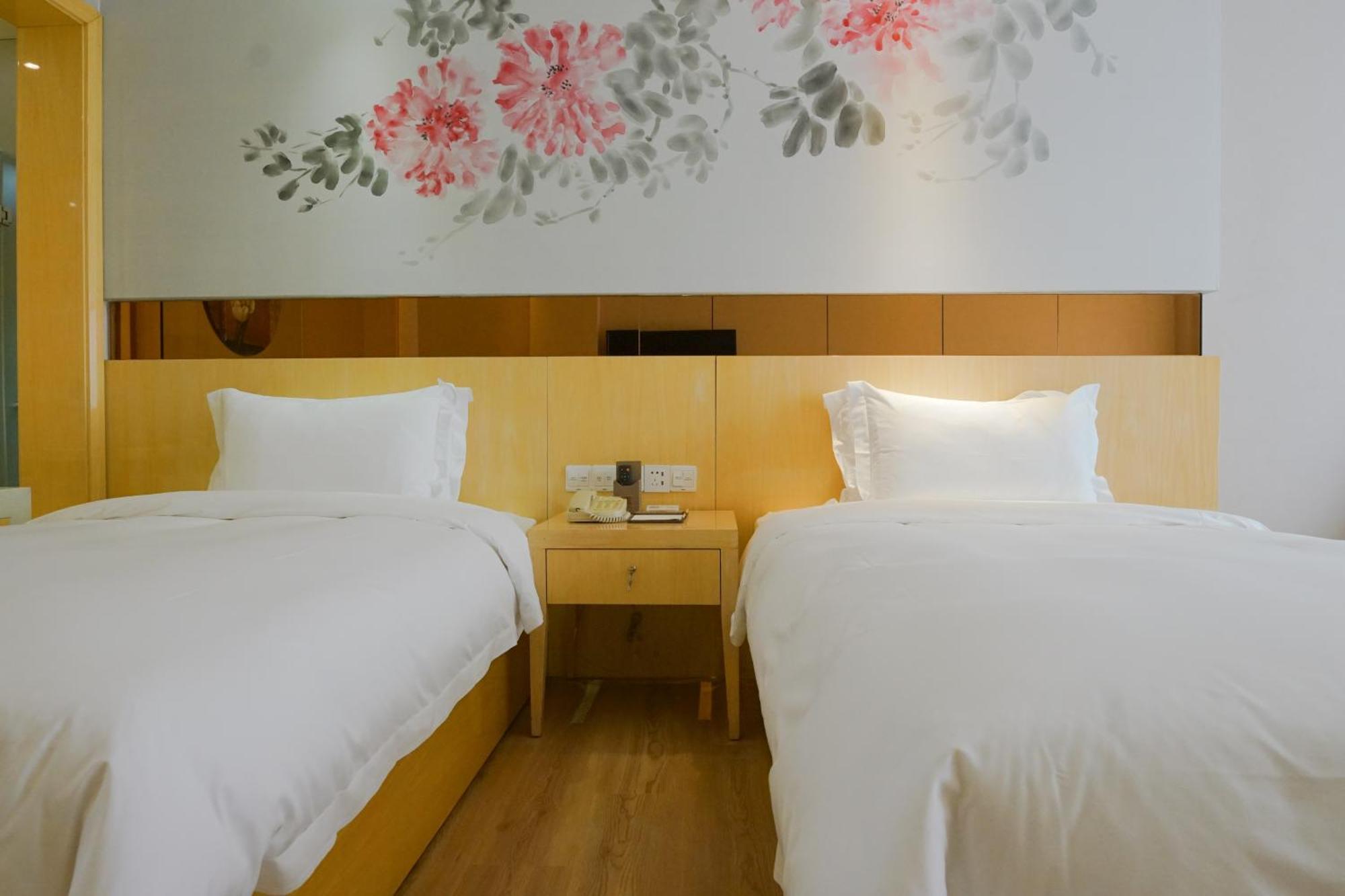 Paco Hotel Ouzhuang Metro Guangzhou-Free Shuttle To Canton Fair Екстериор снимка