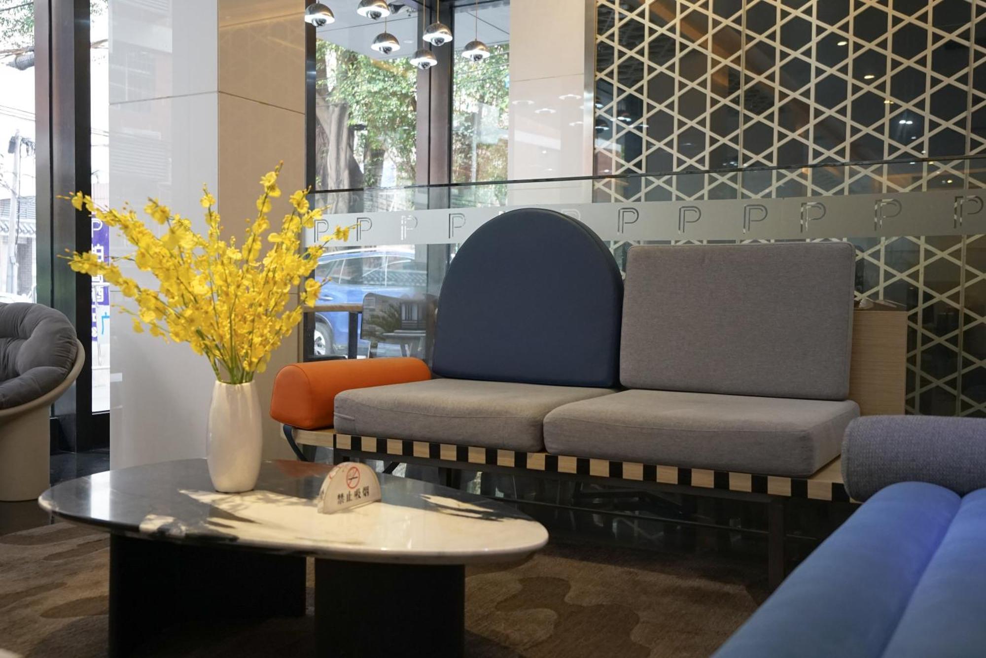 Paco Hotel Ouzhuang Metro Guangzhou-Free Shuttle To Canton Fair Екстериор снимка