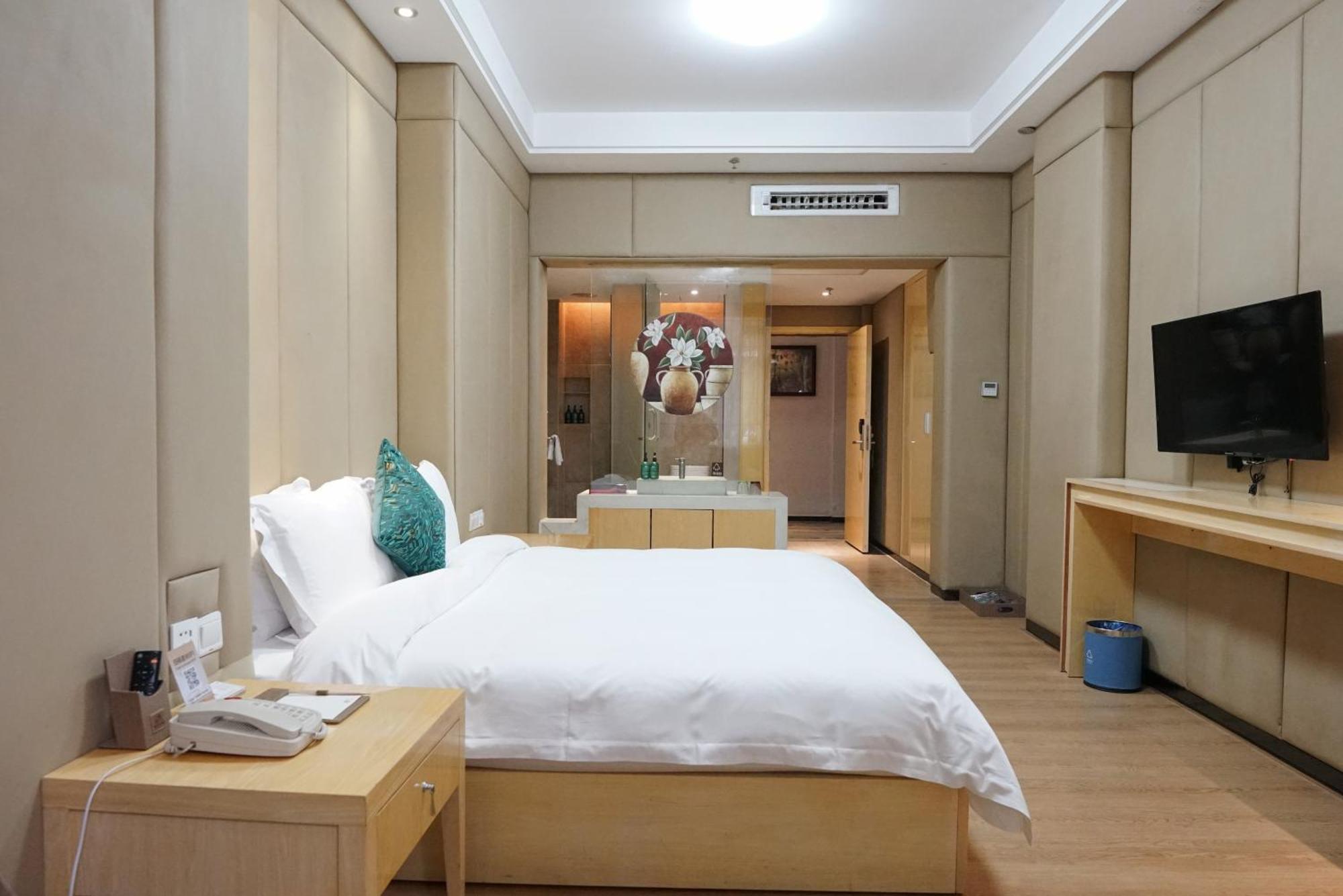 Paco Hotel Ouzhuang Metro Guangzhou-Free Shuttle To Canton Fair Екстериор снимка