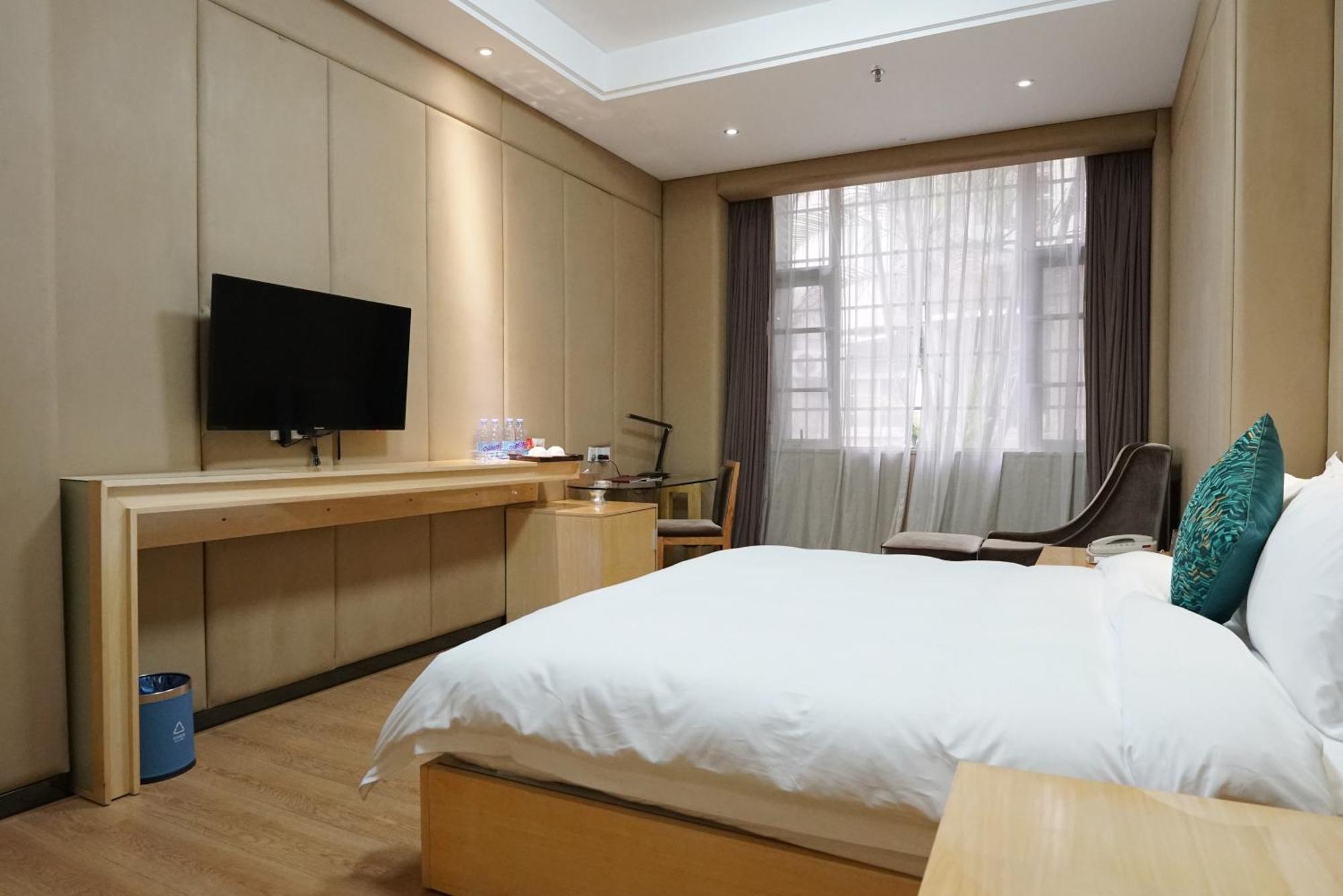 Paco Hotel Ouzhuang Metro Guangzhou-Free Shuttle To Canton Fair Екстериор снимка